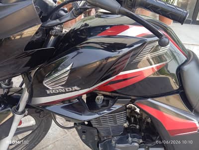 CB150f 2017 fuel tank +side cove(Tappy)