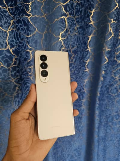 Samsung Mobile Z Fold 4