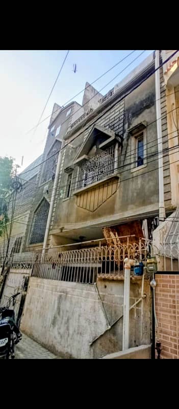 G+3 HOUSE FOR SALE IN SECTOR 8