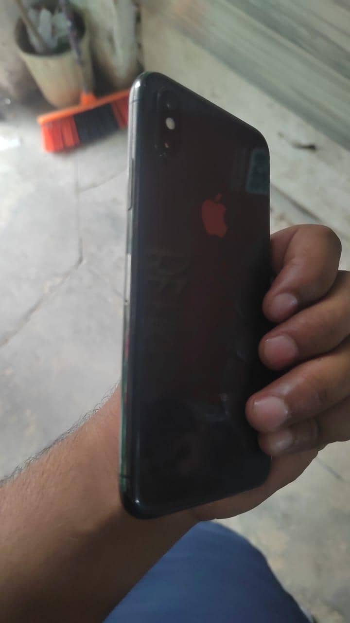 Apple iPhone X 1