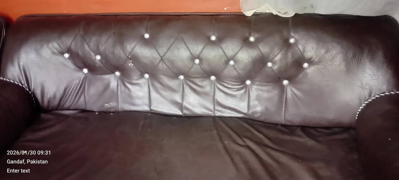 2 set sofa. 3