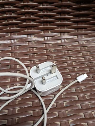 iphone orginal charger with cable