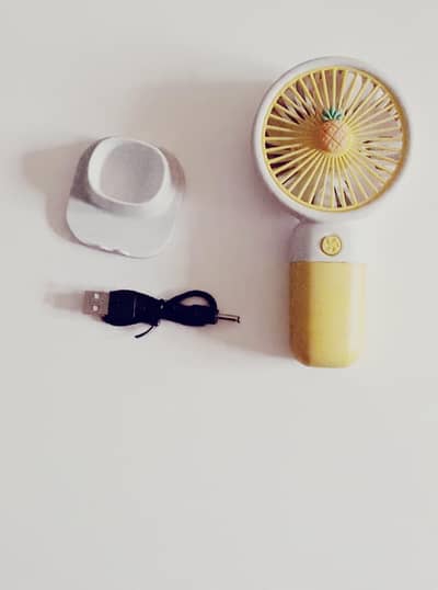 Handheld fan