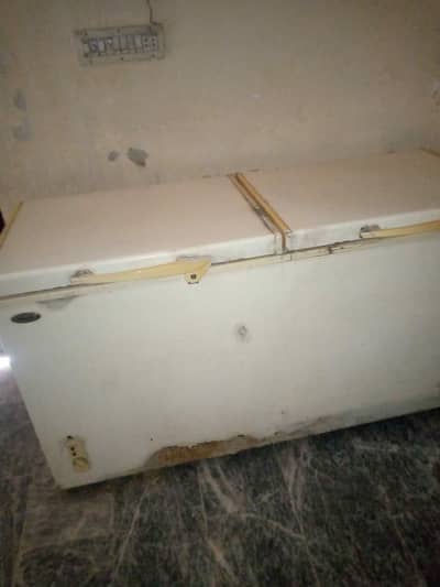 Full size defreezer for sale