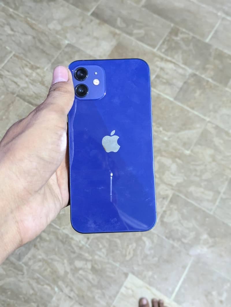 Apple iPhone 12 2