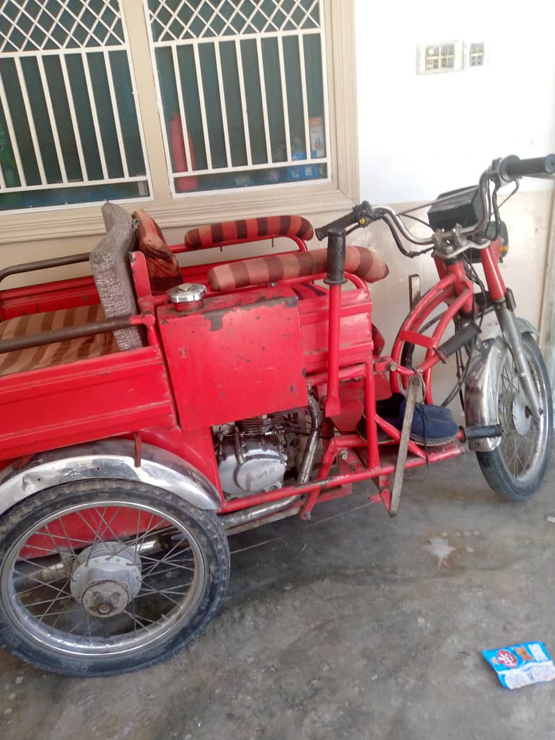 three-wheeler 2