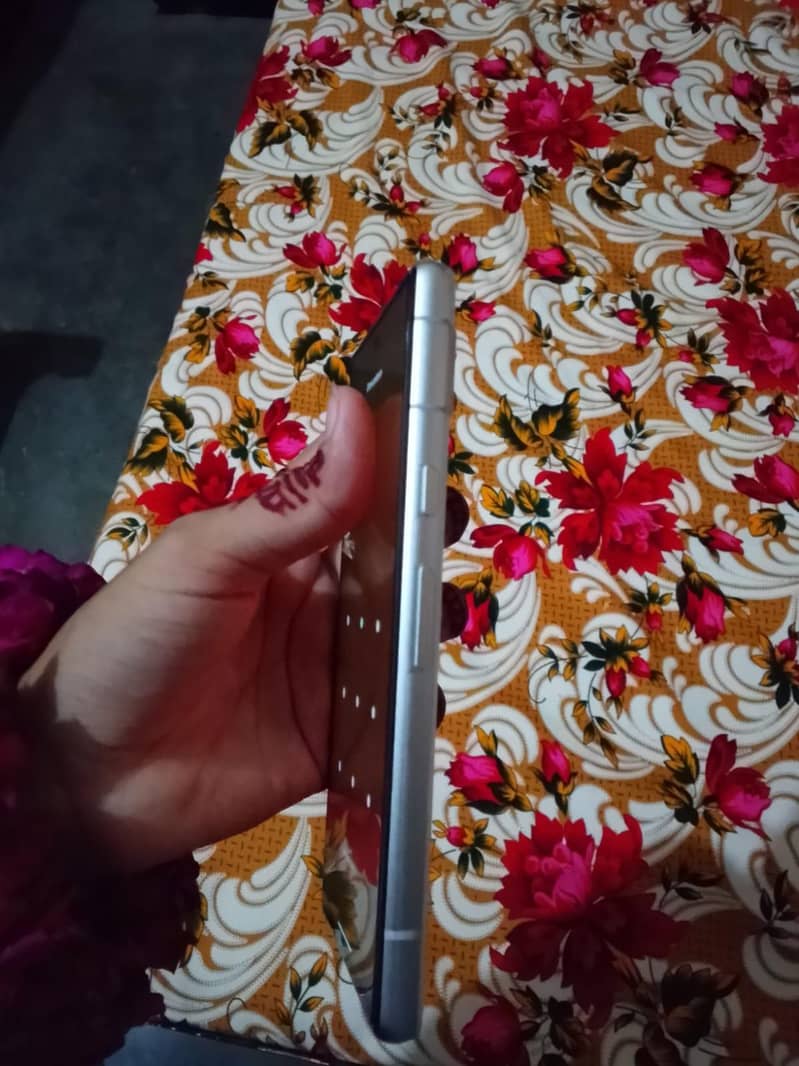 Google Pixel 7a 2