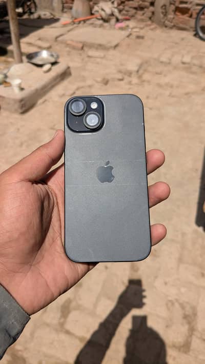Apple iPhone 15