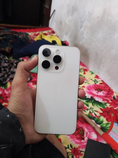 Apple iPhone 15 Pro