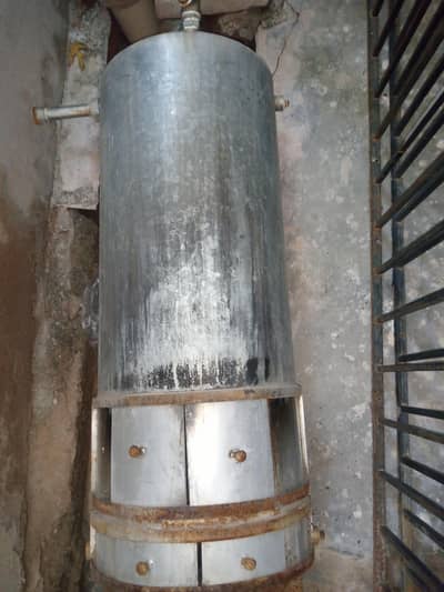 lakri our gas Wala gyser