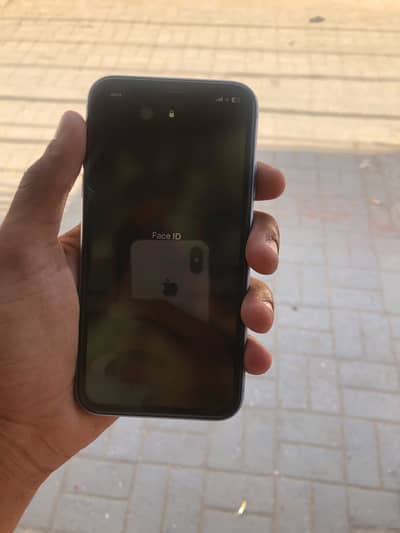Apple iPhone XR