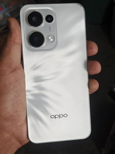 OPPO Reno 13