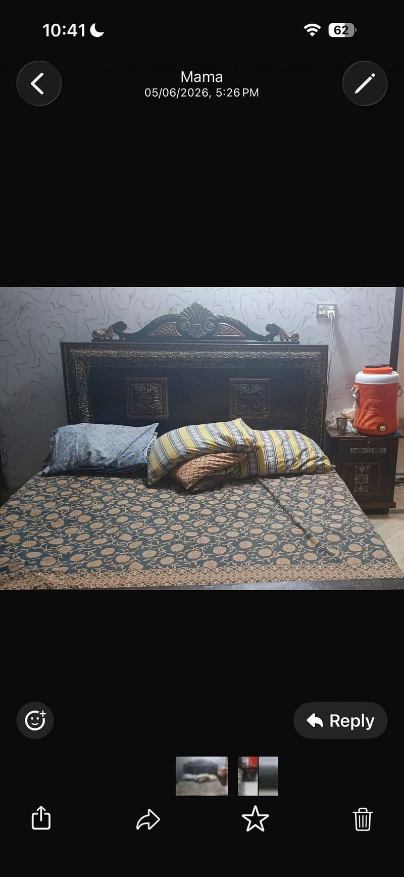 Bed set and site table 0