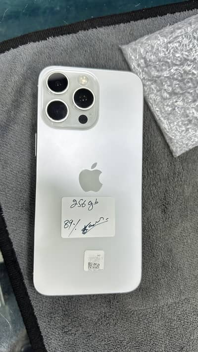 Apple iPhone 15 Pro Max