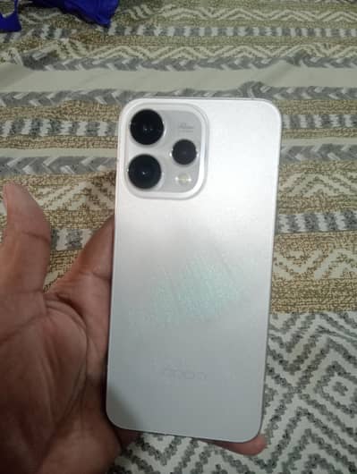 OPPO Reno15 5G | 10months Warrant | 12GB RAM + 512GB ROM | 10/10 Cond