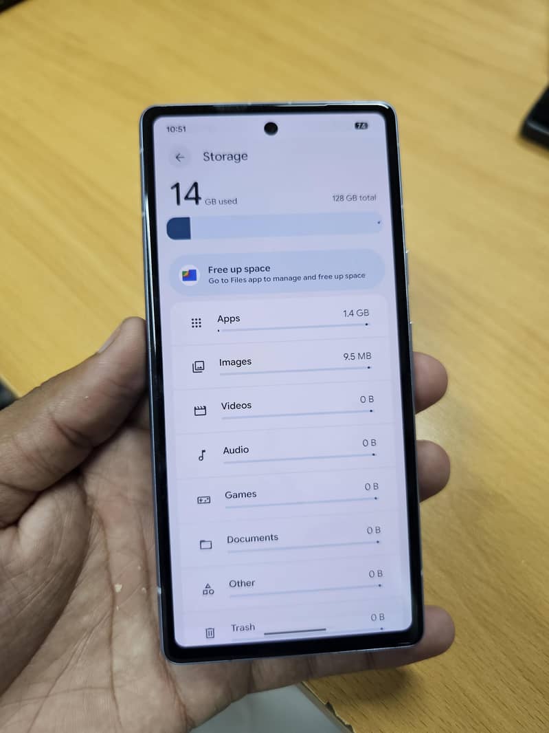 Google Pixel 7a 4