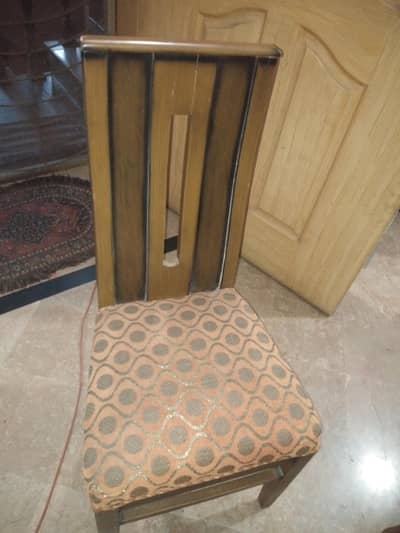Wooden 6 Chaired Dining Table