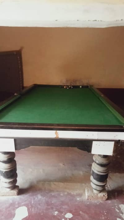 snooker table good quality use good hand