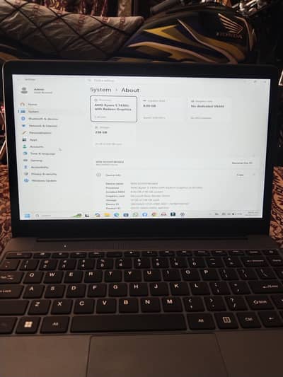 maicriun ka leptop total 1 manth use 8 gb rame or 256 SSD