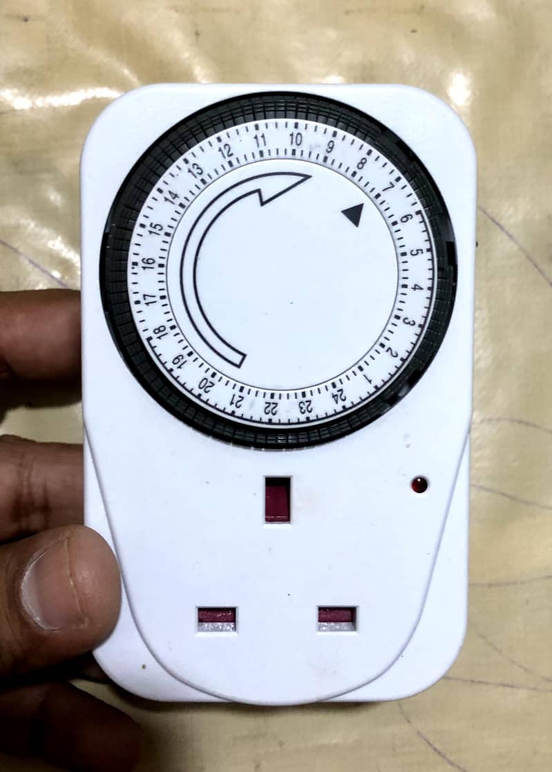 Auto on/off Timer for mobile charging 1