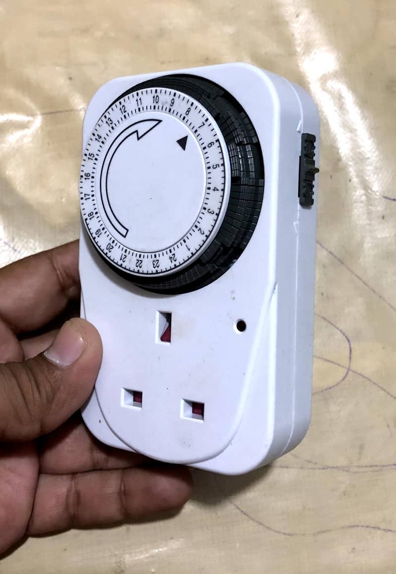 Auto on/off Timer for mobile charging 3