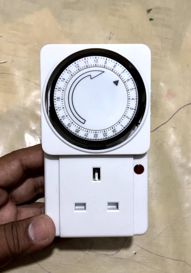 Auto on/off Timer for mobile charging 8