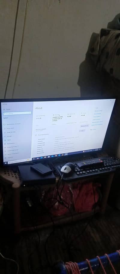 Dell core i5 4th generation mini PC with 32 inch Samsung Led 8/256