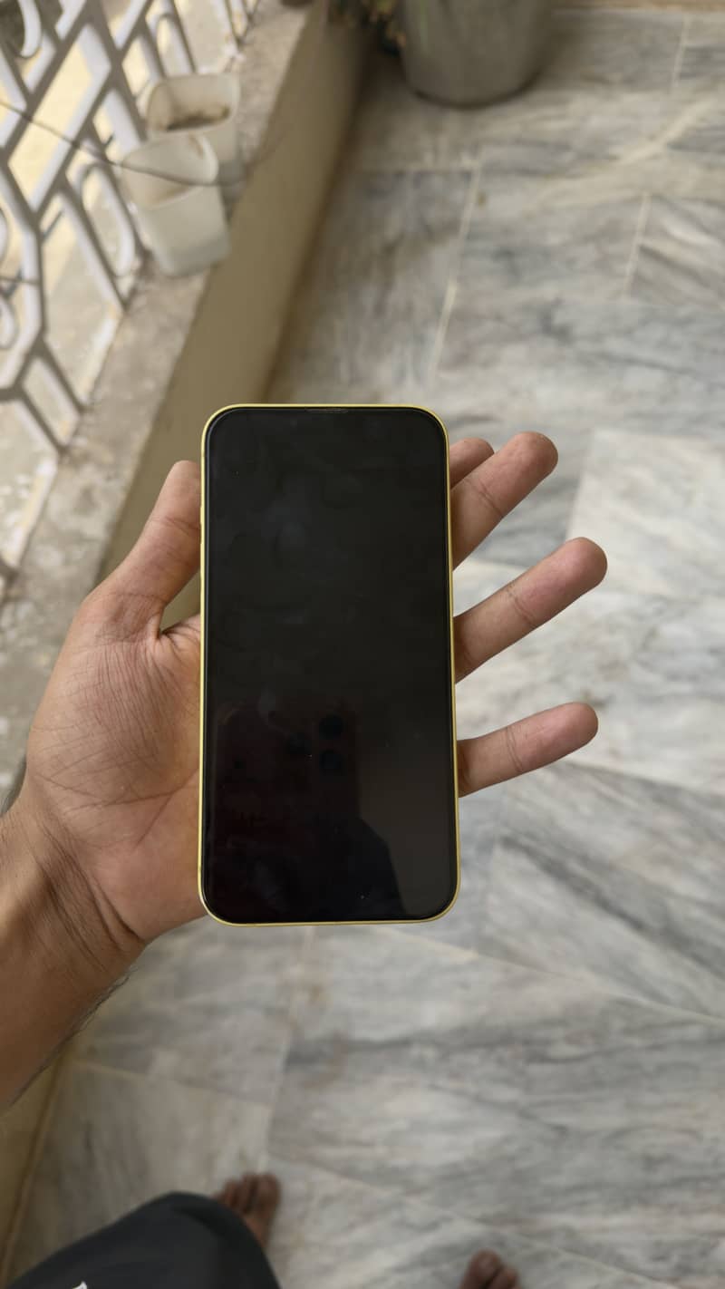 Apple iPhone 14 2