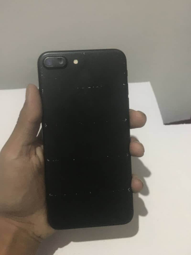 Apple iPhone 7 Plus 5