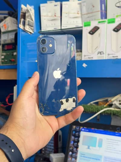Apple iPhone 12