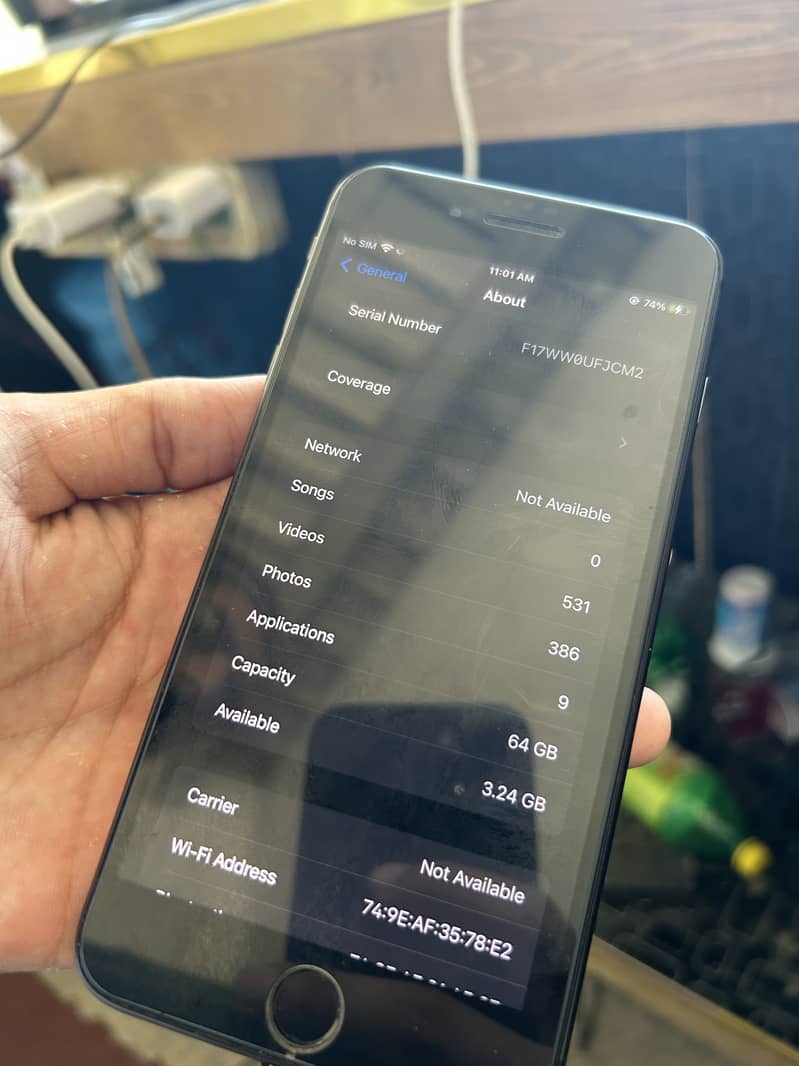 Apple iPhone 8 Plus 1