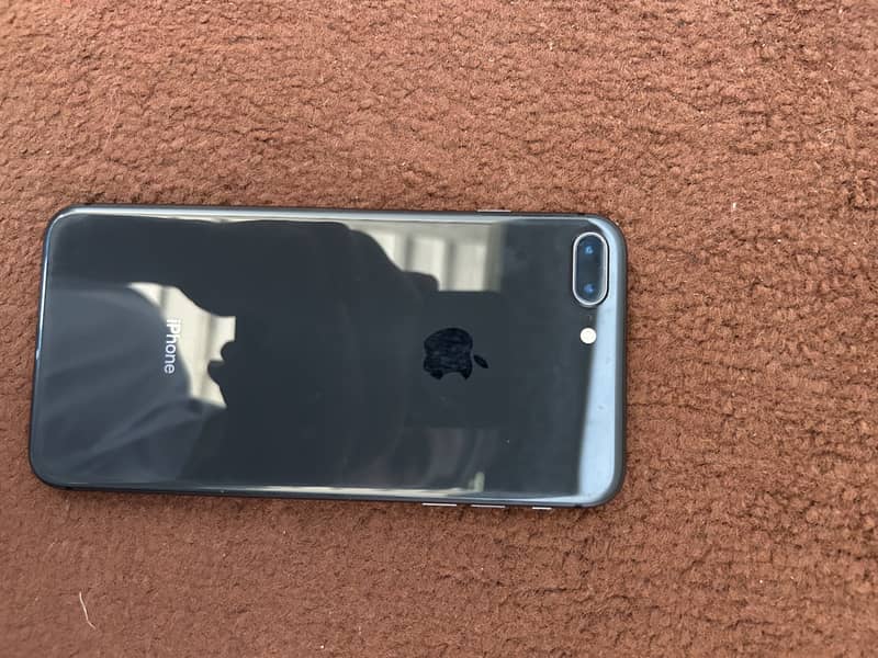 Apple iPhone 8 Plus 7