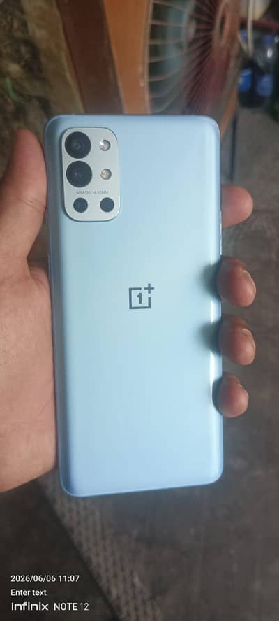 One Plus 9r