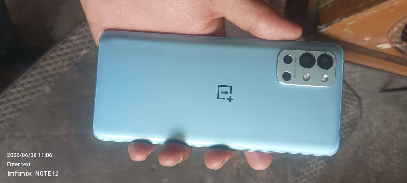 One Plus 9r 2