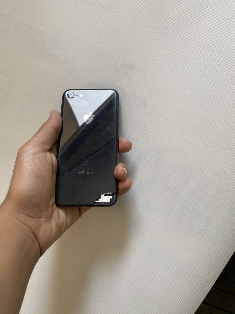 Apple iPhone 8 0