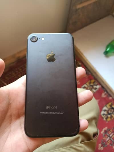 Apple iPhone 7