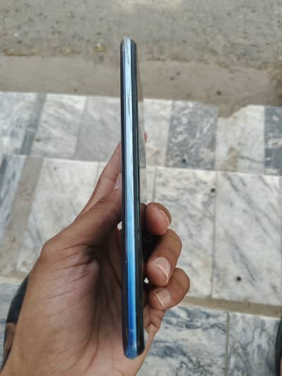 Vivo Y51s
