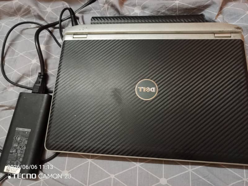 LAPTOP 1