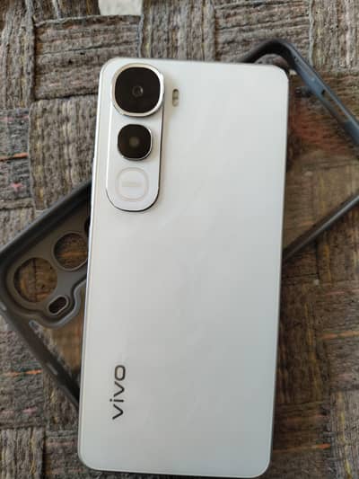 Vivo Y400