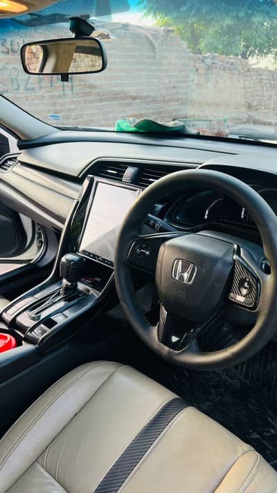 Honda civic ug Full option
