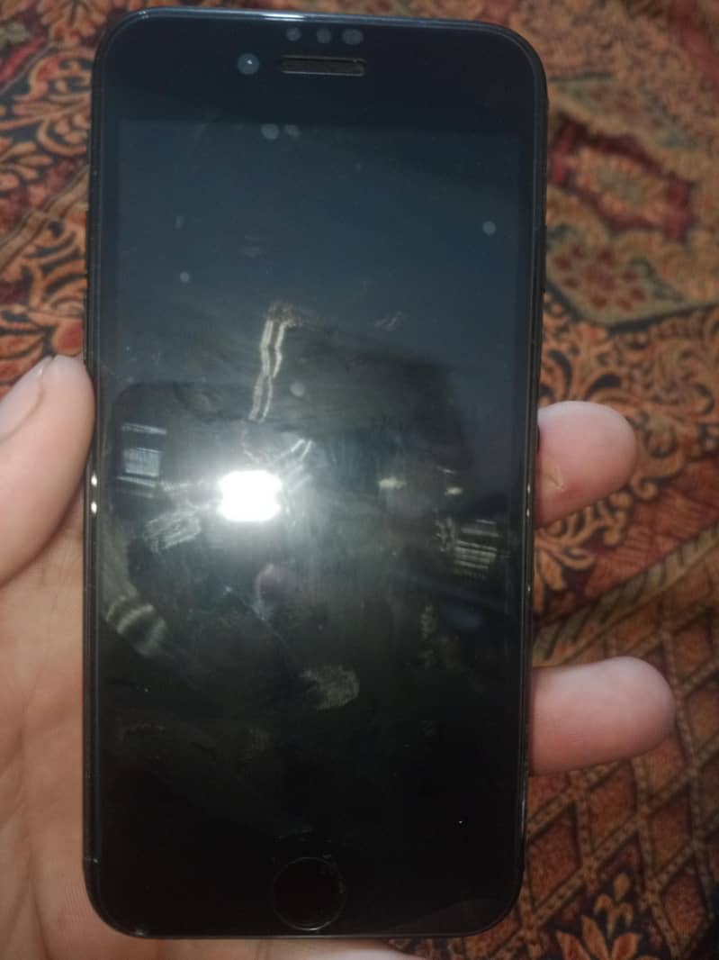 Apple iPhone 7 1