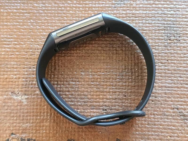 Fitbit charge 5 3