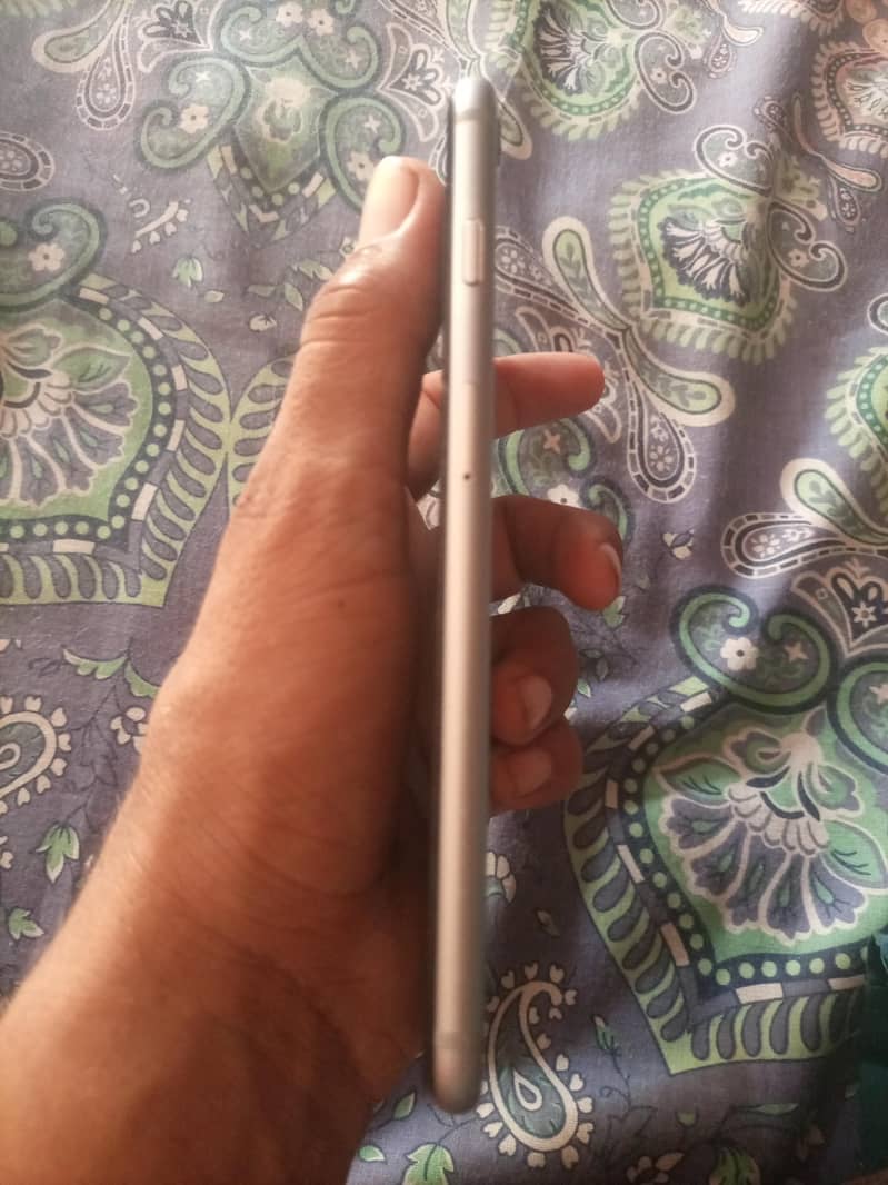 Apple iPhone 6S Plus 1