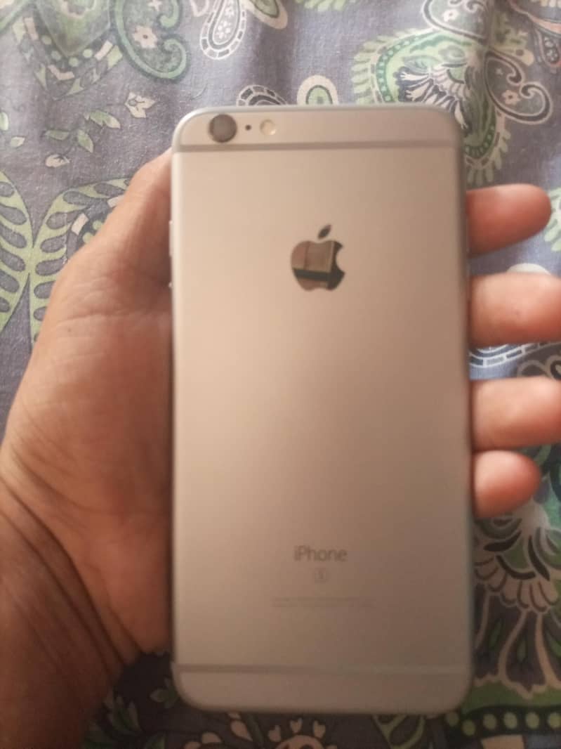 Apple iPhone 6S Plus 2