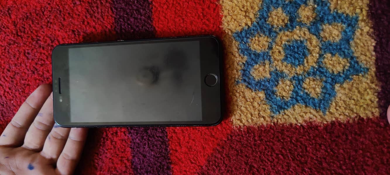 Apple iPhone 7 Plus 1