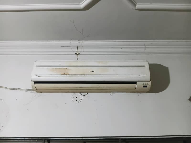 haier AC split unit 1