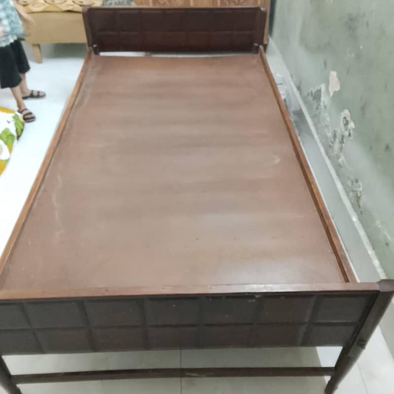 single bed 0