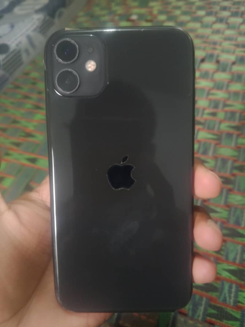 Apple iPhone 11 3