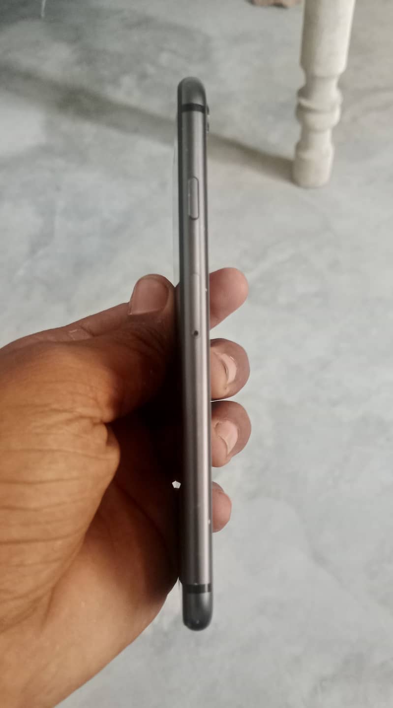 Apple iPhone 8 2