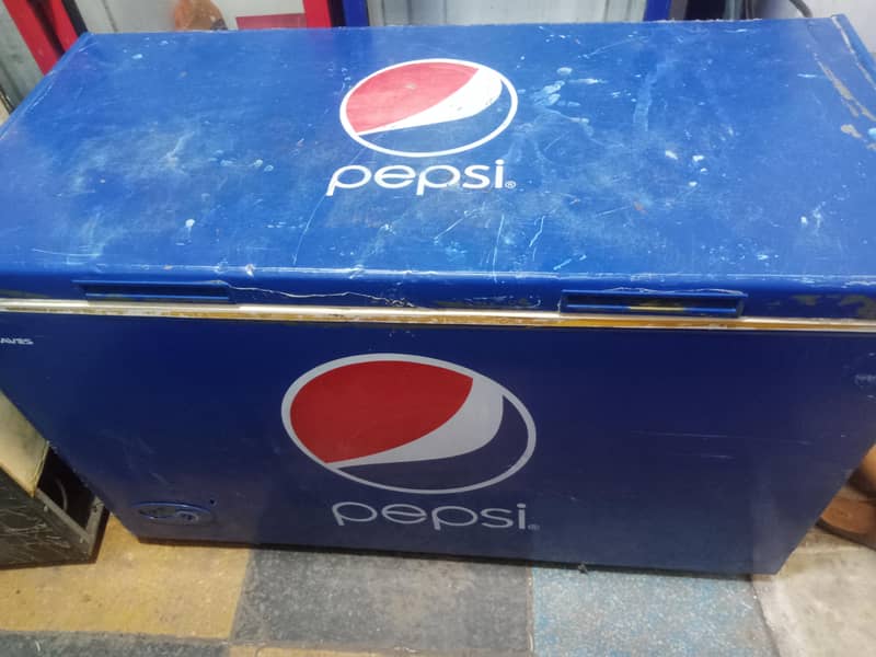 Pepsi deep Freezer 2